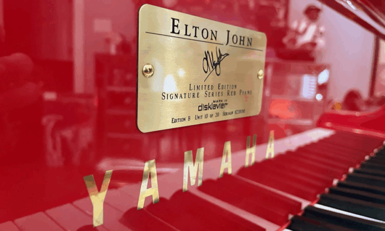 piano rouge elton john
