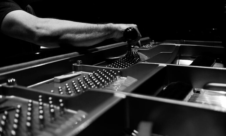 accordeur piano à queue